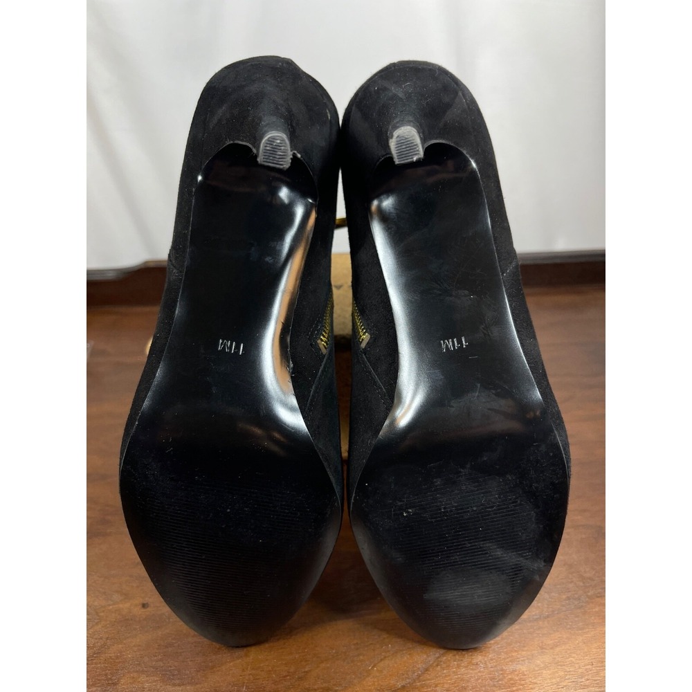 Black Suede Bootie by Audrey Brooke Abbriley Gold Zip Ankle Size 11 Party Casual - Picture 9 of 11